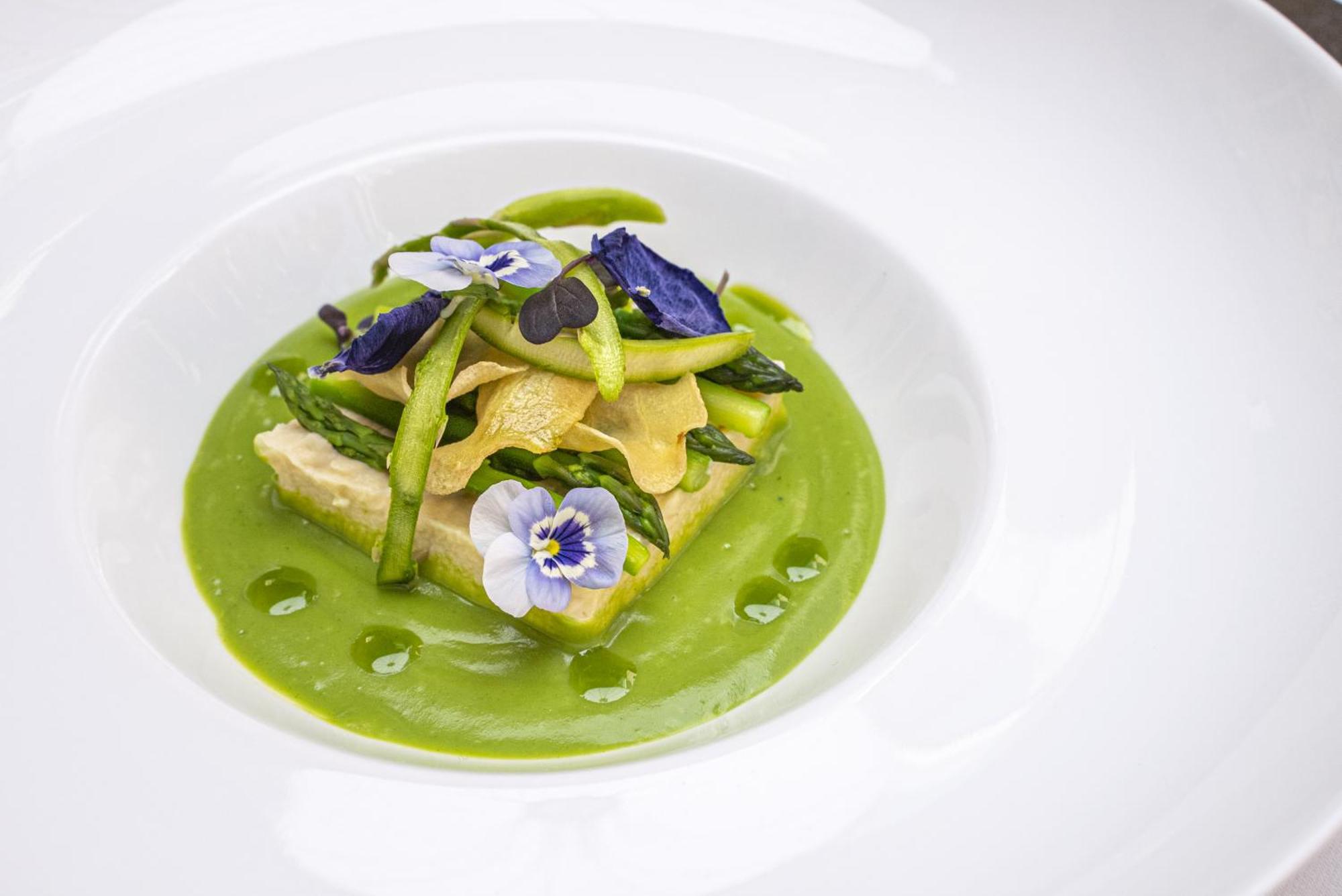 Stikliai Hotel - Relais & Chateaux Vilna Exterior foto A dish by Heston Blumenthal