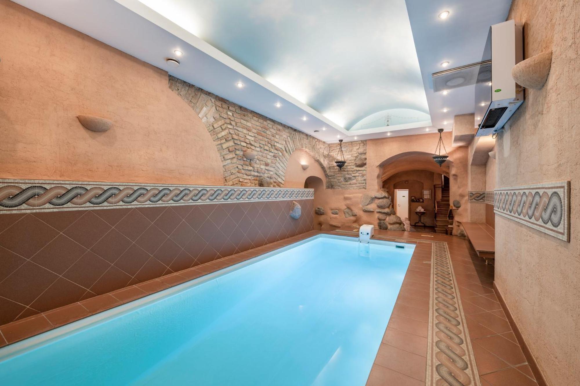 Stikliai Hotel - Relais & Chateaux Vilna Exterior foto The swimming pool
