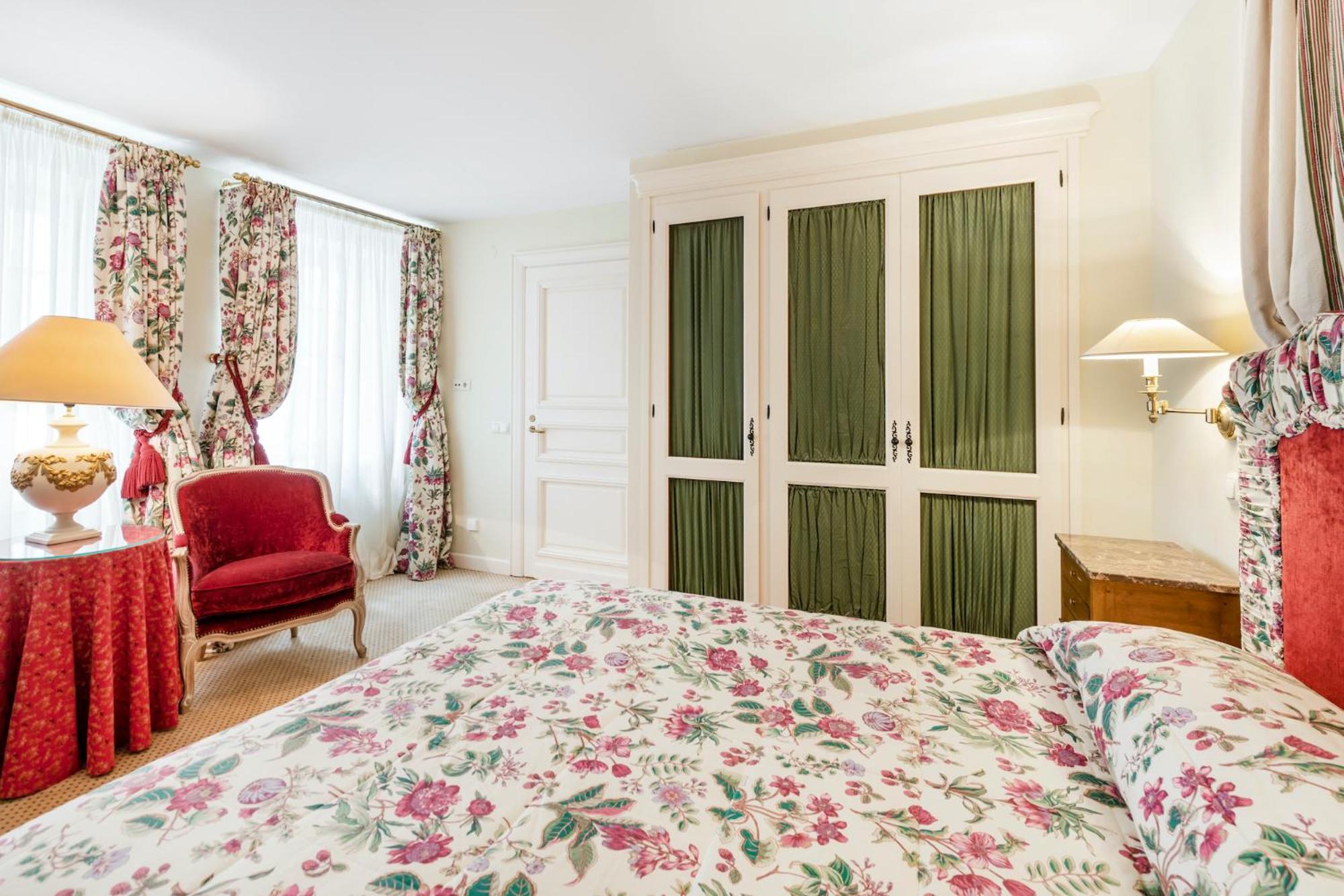 Stikliai Hotel - Relais & Chateaux Vilna Habitación foto A bedroom at the hotel
